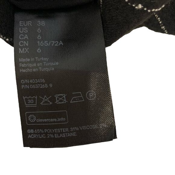 H&M Black and White Windowpane Plaid Belted Mini Skirt - Picture 7 of 9